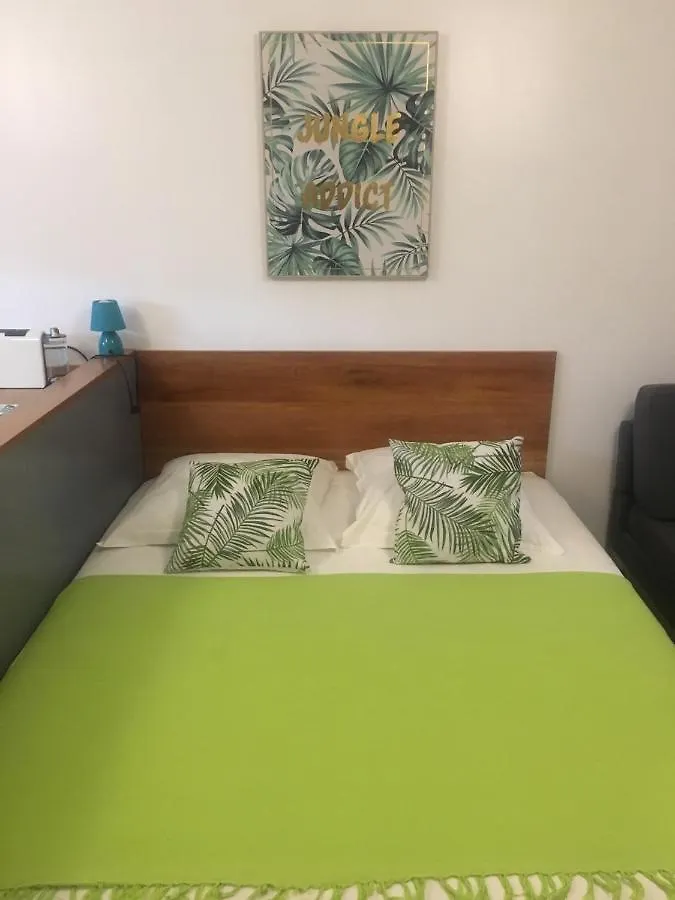Tahiti Tropical Studio Apartment Papeete  French Polynesia